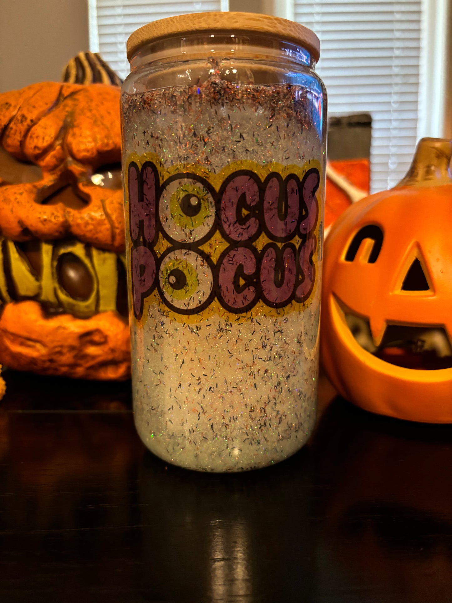 16.0oz Glow in the dark bewitching drinking glass š®