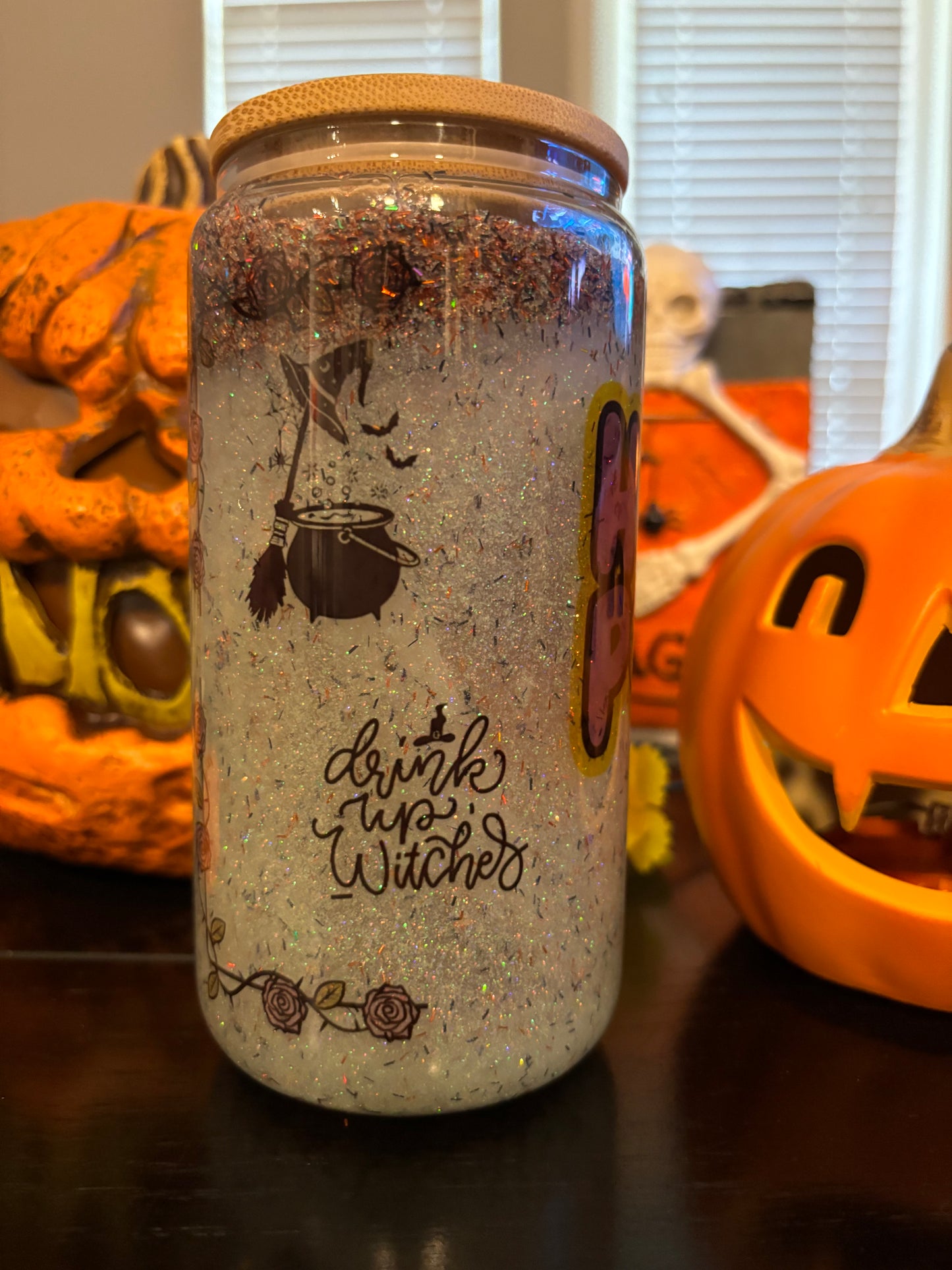 16.0oz Glow in the dark bewitching drinking glass š®